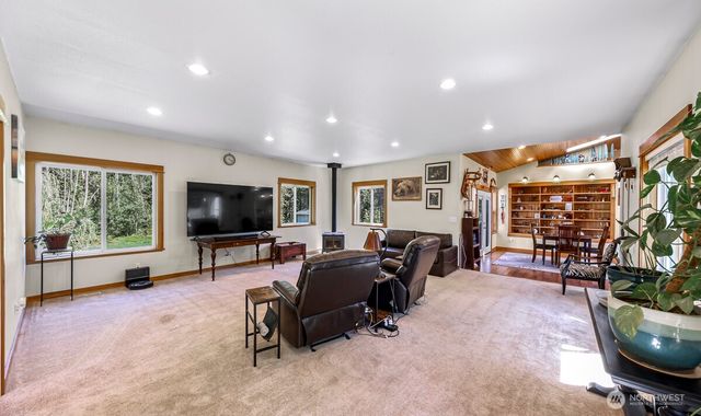 19379 Morton Road, Burlington, WA 98233