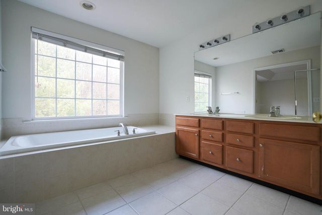 652 CHURCHILL RD, Chester Springs, PA 19425