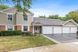 610 Berkley Court Z2, Schaumburg, IL 60194