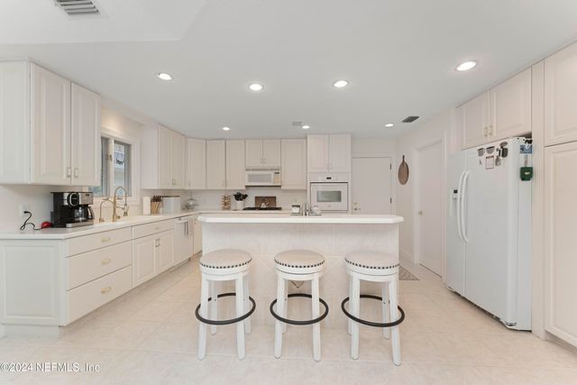 48 VILLAGE WALK Drive, Ponte Vedra Beach, FL 32082