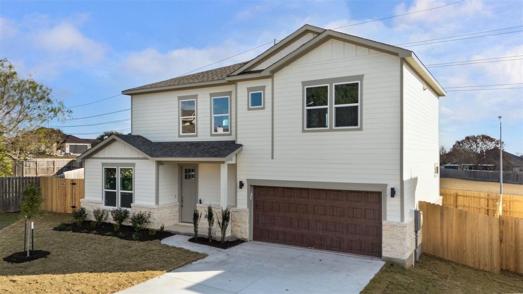 107 Carmen CV, Burnet, TX 78611