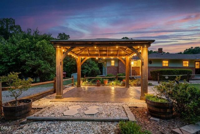 648 Williamsdale Road, Graham, NC 27253