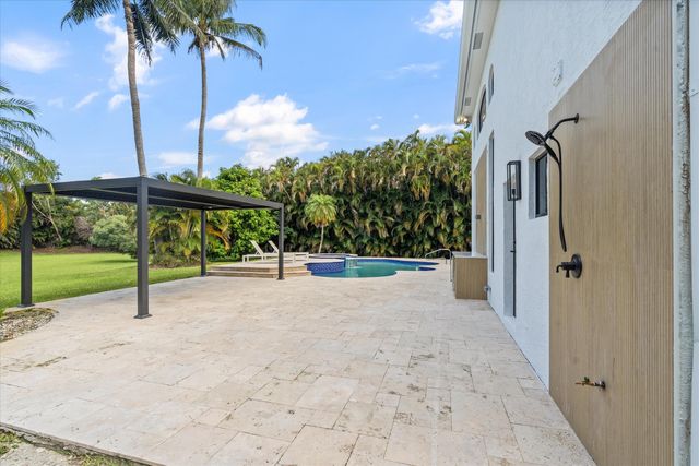 15463 Tall Oak Avenue, Delray Beach, FL 33446
