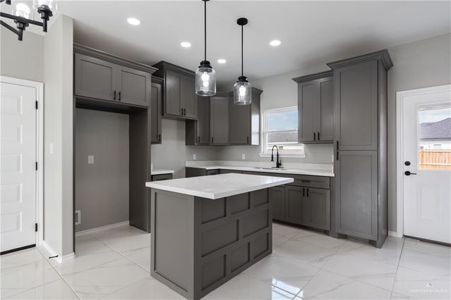 310 S Drift Street, La Feria, TX 78559