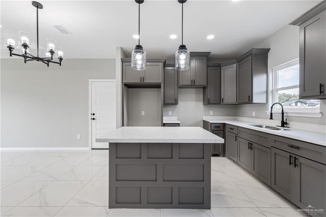 310 S Drift Street, La Feria, TX 78559