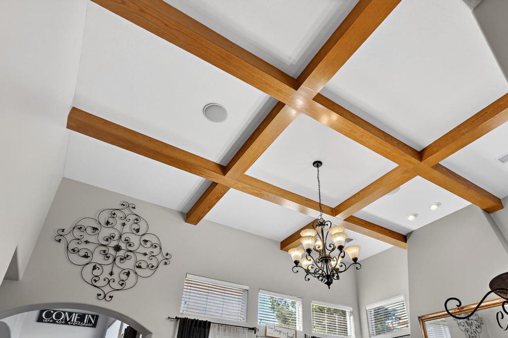 Image 11 of property listing at 8815 Laguna, Chowchilla, CA 93610