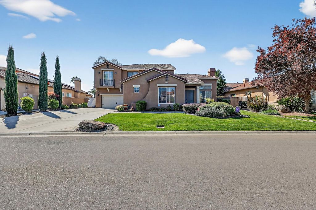 Image 69 of property listing at 8815 Laguna, Chowchilla, CA 93610