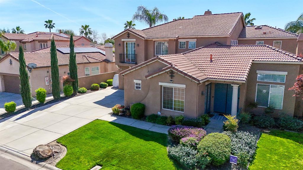 Image 7 of property listing at 8815 Laguna, Chowchilla, CA 93610