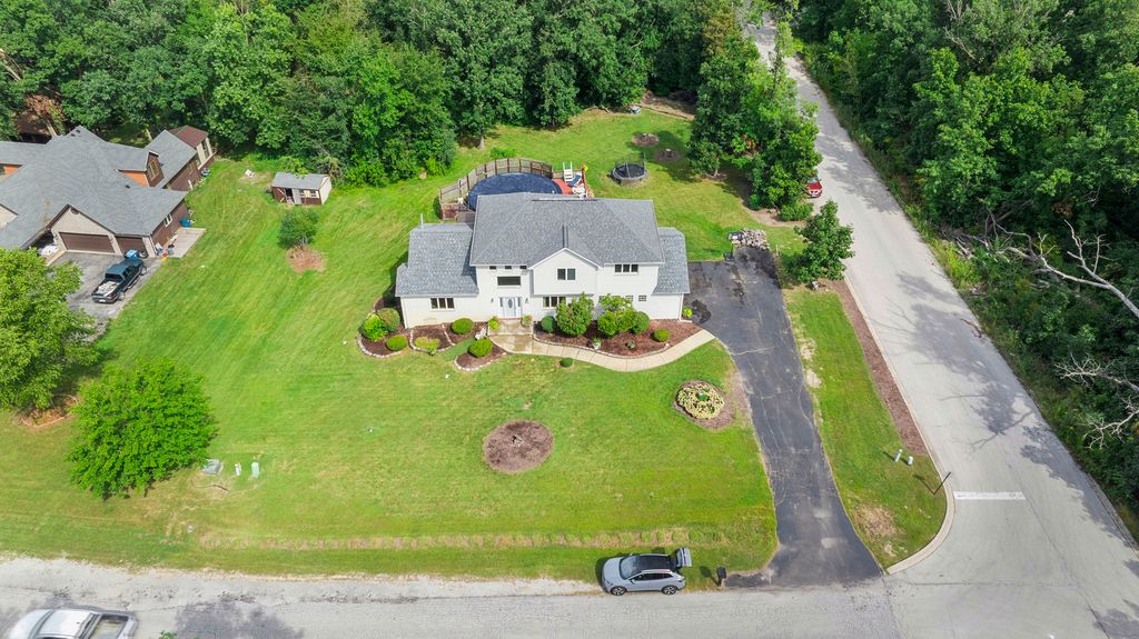 21176 Lisa Lane, Steger, IL 60475 — exterior