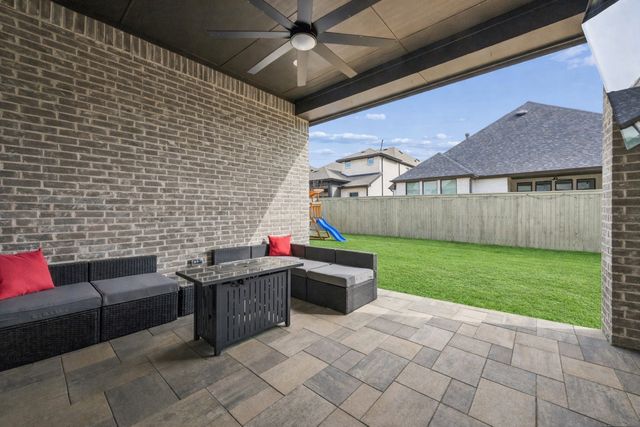 313 Pioneer Trail, Northlake, TX 76247