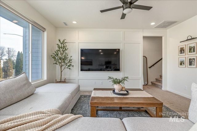 3090 W Silver River St., Meridian, ID 83646