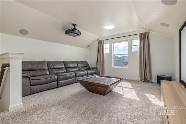 3090 W Silver River St., Meridian, ID 83646