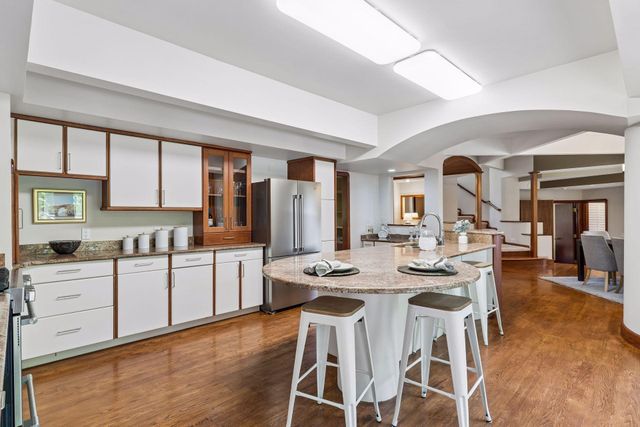 776 Golden Meadow Road, Eagan, MN 55123