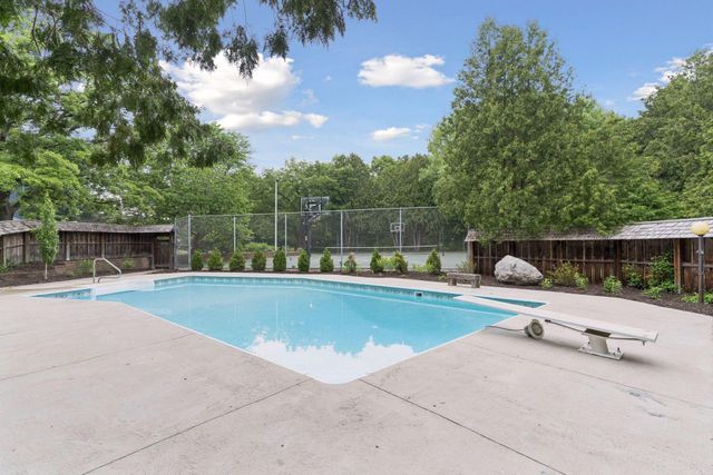 776 Golden Meadow Road, Eagan, MN 55123