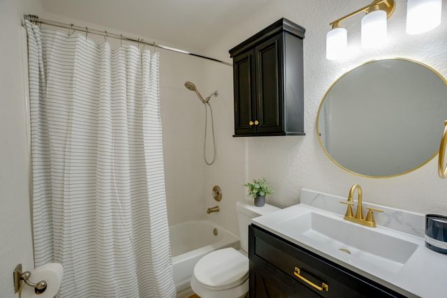 1705 Oakmont LN, Cedar Park, TX 78613