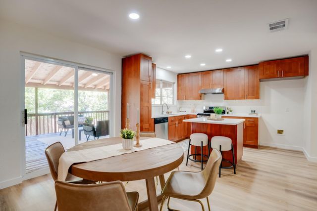 1705 Oakmont LN, Cedar Park, TX 78613