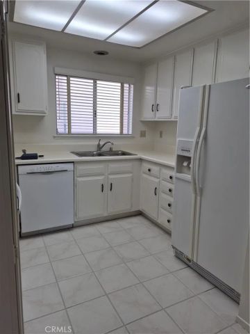 2370 W Via Mariposa 3D, Laguna Woods, CA 92637