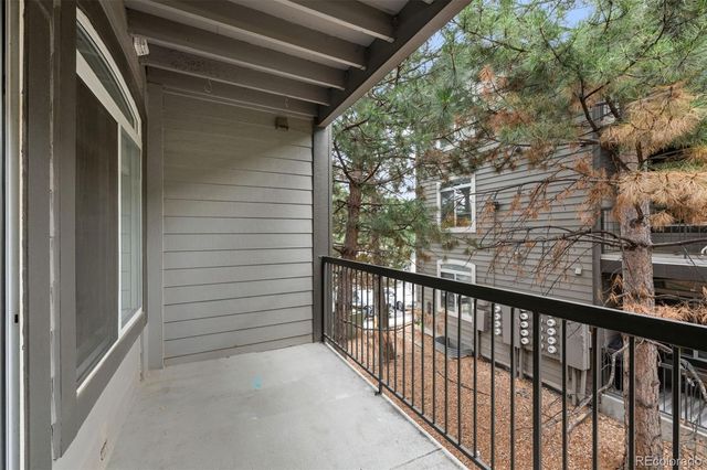 2575 S Syracuse Way H201, Denver, CO 80231