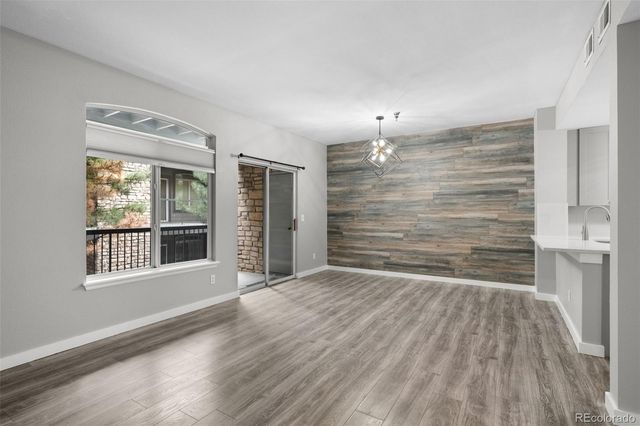 2575 S Syracuse Way H201, Denver, CO 80231