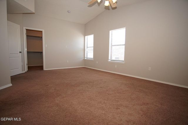 10002 Cross Street, El Paso, TX 79924