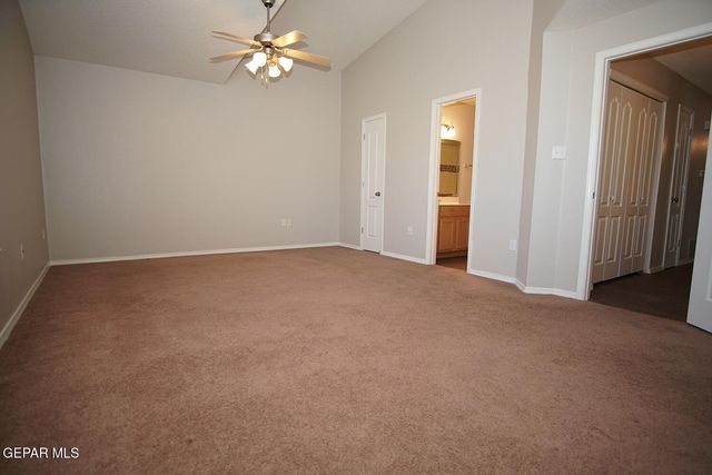 10002 Cross Street, El Paso, TX 79924