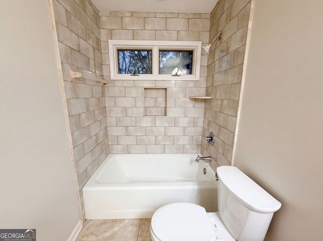 3805 Lenna Drive, Snellville, GA 30039