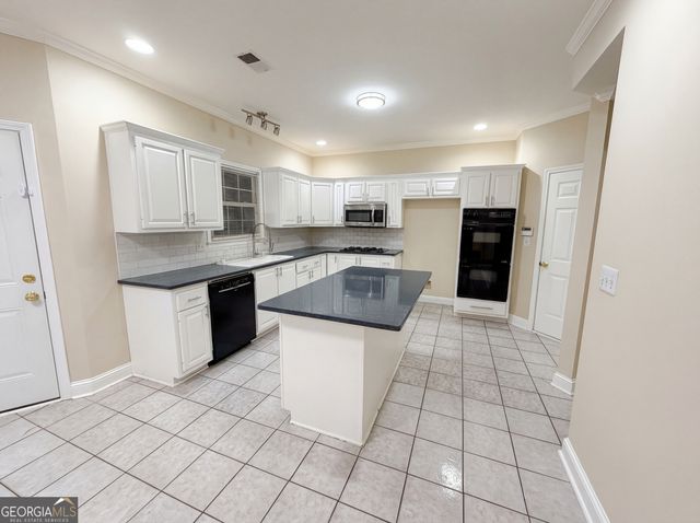 3805 Lenna Drive, Snellville, GA 30039