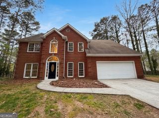3805 Lenna Drive, Snellville, GA 30039