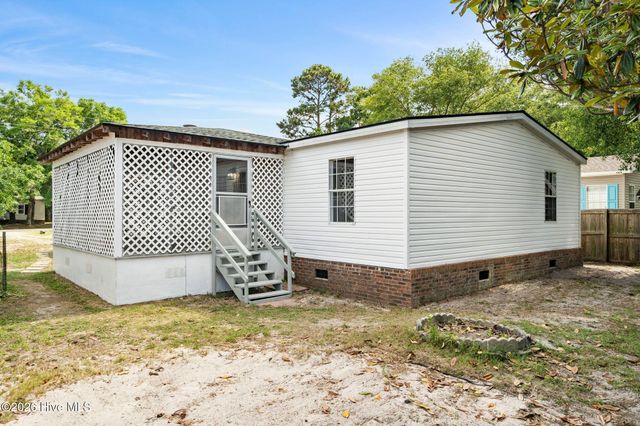 9220 Shady Forest Drive SW, Calabash, NC 28467