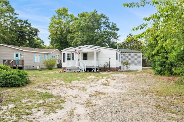 9220 Shady Forest Drive SW, Calabash, NC 28467
