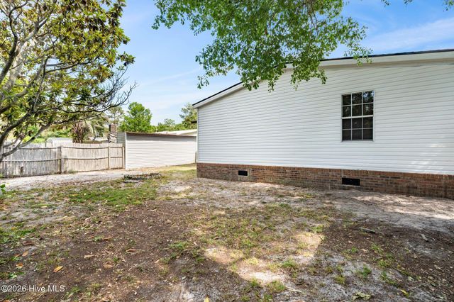 9220 Shady Forest Drive SW, Calabash, NC 28467