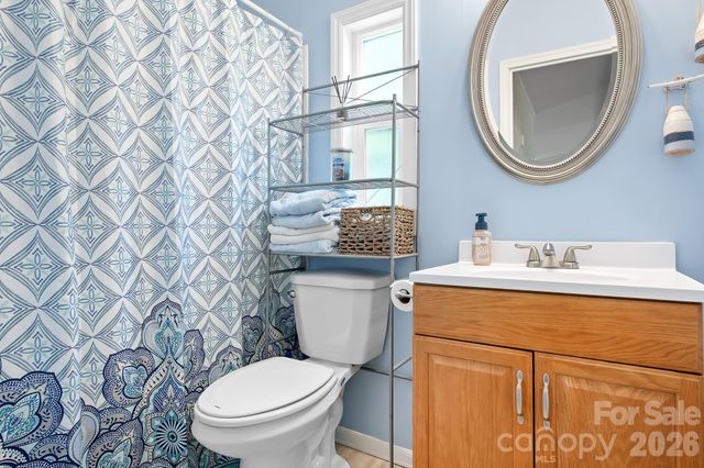 6075 Clearbrook Lane, Iron Station, NC 28080