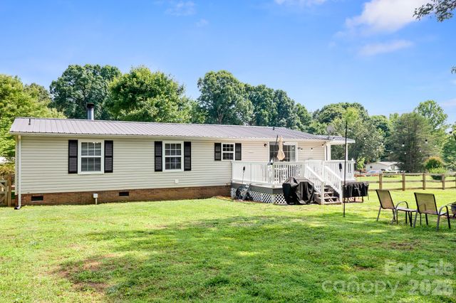 6075 Clearbrook Lane, Iron Station, NC 28080