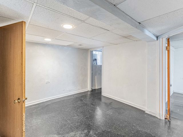 5730 S Washtenaw Avenue, Chicago, IL 60629