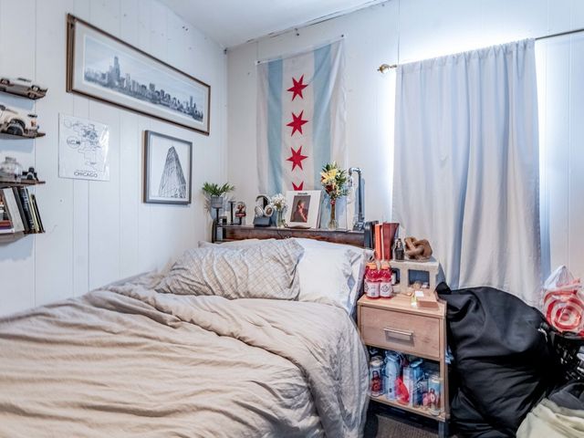 5730 S Washtenaw Avenue, Chicago, IL 60629