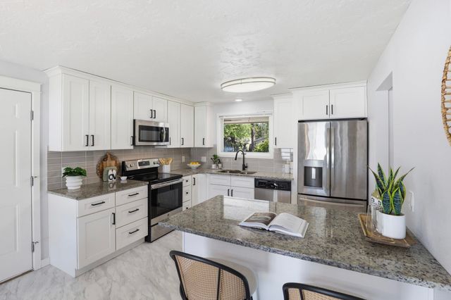 5 E Regina Ave, Spokane, WA 99218