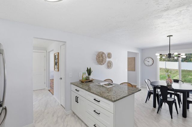 5 E Regina Ave, Spokane, WA 99218