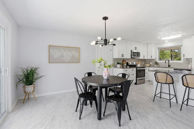 5 E Regina Ave, Spokane, WA 99218