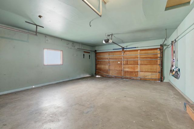 5 E Regina Ave, Spokane, WA 99218
