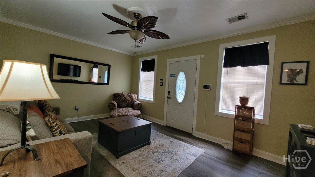 Image 8 of property listing at 1704 E 31st Street, Savannah, GA 31404