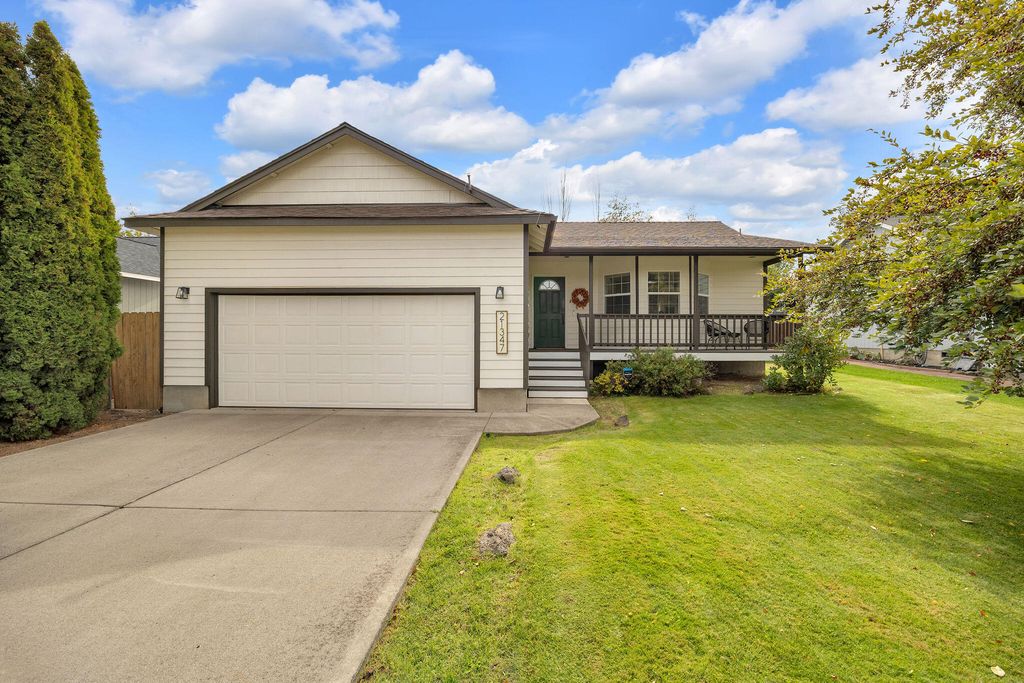 21347 Starling Drive, Bend, OR 97701
