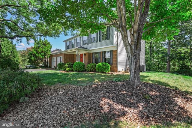 11211 SPRINGFIELD DR, Fredericksburg, VA 22408