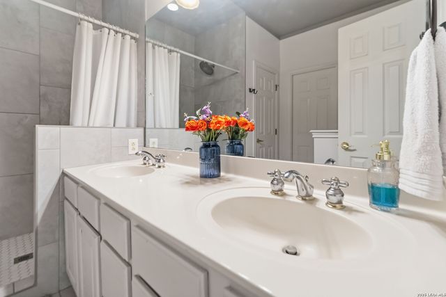 5025 Antler, Bulverde, TX 78163