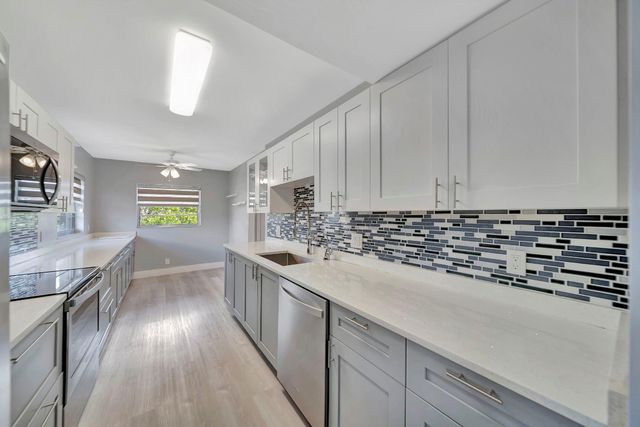 13000 SW 15th Court 414U, Pembroke Pines, FL 33027