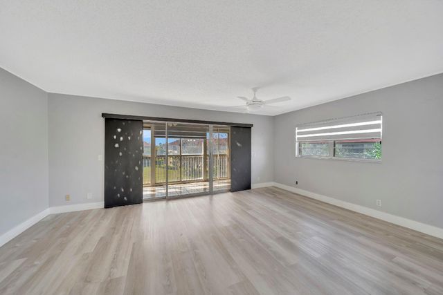 13000 SW 15th Court 414U, Pembroke Pines, FL 33027