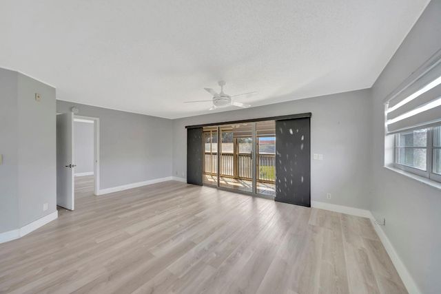 13000 SW 15th Court 414U, Pembroke Pines, FL 33027