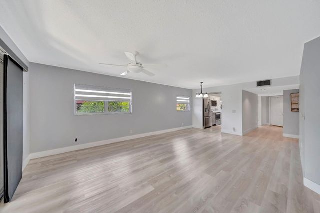 13000 SW 15th Court 414U, Pembroke Pines, FL 33027