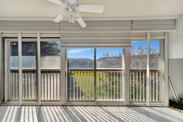 13000 SW 15th Court 414U, Pembroke Pines, FL 33027