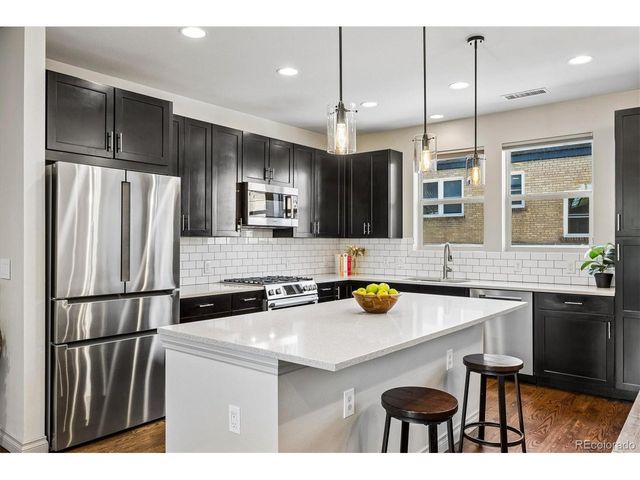 1818 N Clarkson St 106, Denver, CO 80218