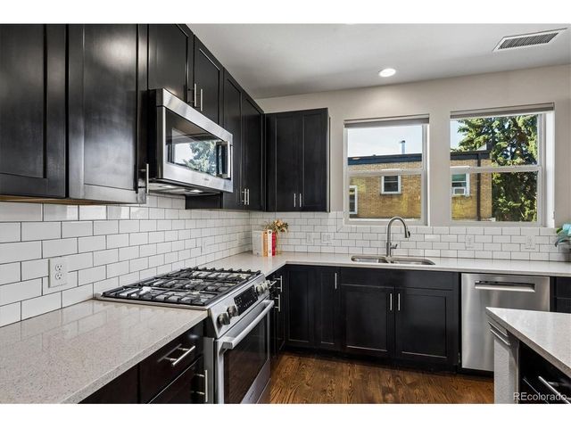 1818 N Clarkson St 106, Denver, CO 80218